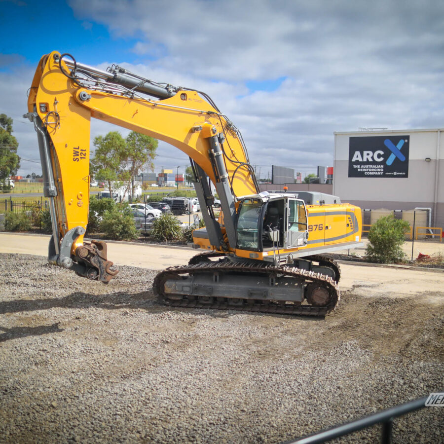 LIEBHERR R976HD EXCAVATOR