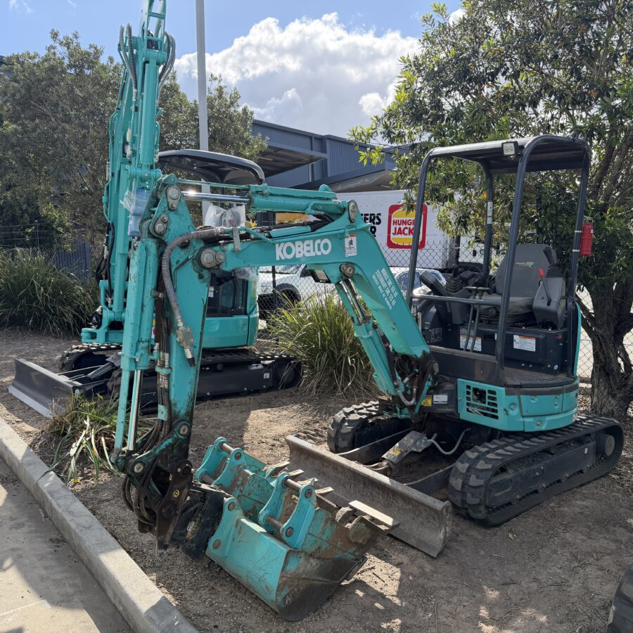 KOBELCO SK20SR-6 EXCAVATOR